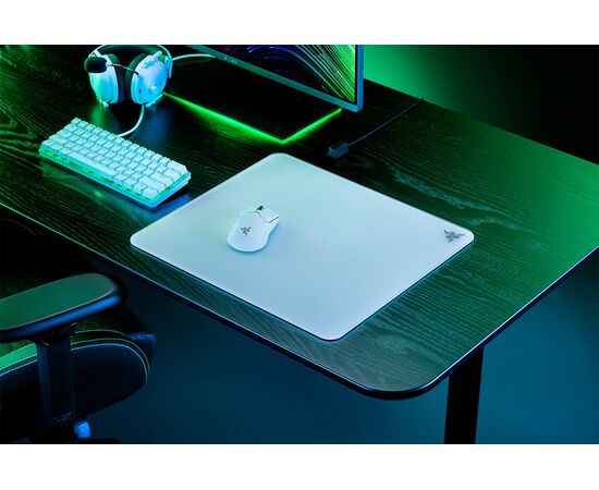  Игровой коврик для мыши Razer Atlas White RZ02-04890200-R3M1 