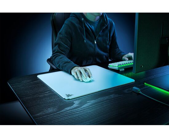  Игровой коврик для мыши Razer Atlas White RZ02-04890200-R3M1 