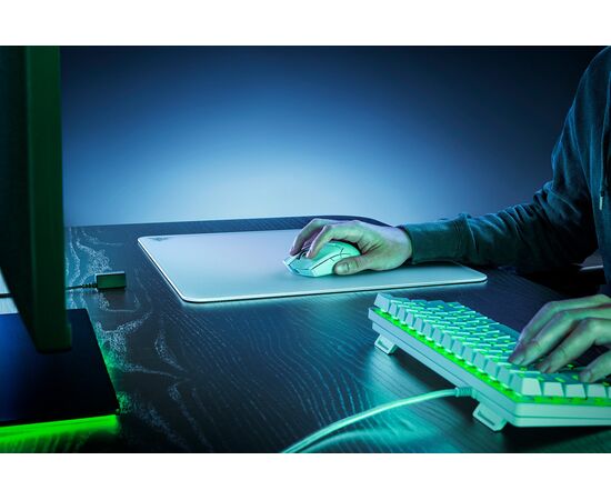  Игровой коврик для мыши Razer Atlas White RZ02-04890200-R3M1 