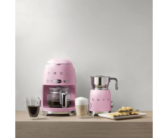  Кофеварка SMEG DCF02PKEU розовый стиль 50-х годов, 10 чашек, 1.4 л 